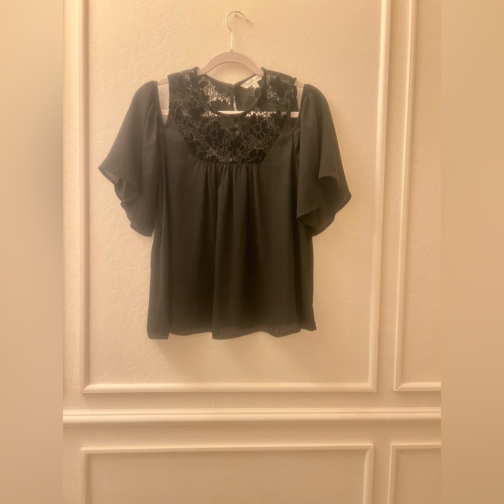 Francesca's Collections Black Lace Blouse